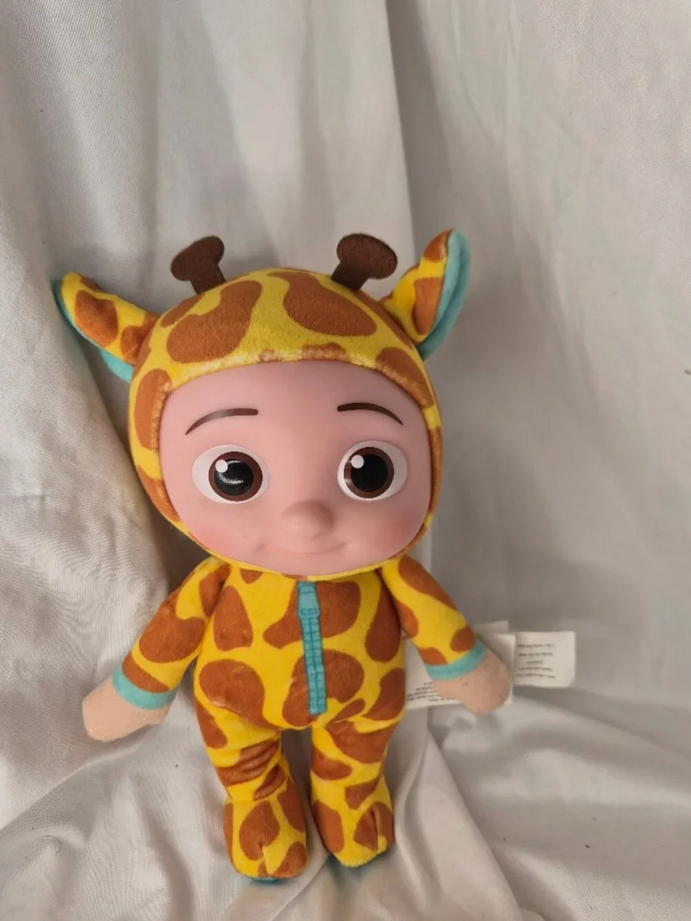 CoComelon JJ Giraffe Plush Doll - 2021 Jazwares Stuffed Toy EUC